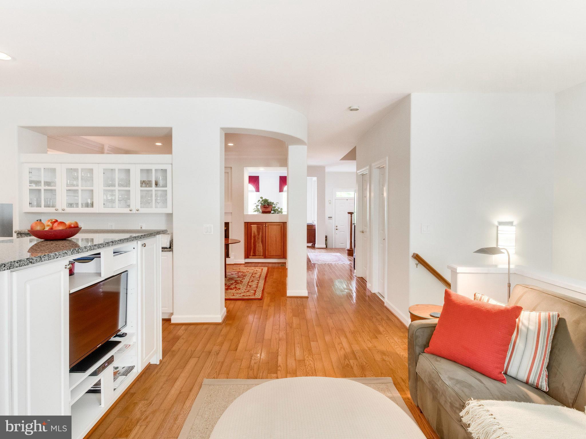 HILLCREST - Residential