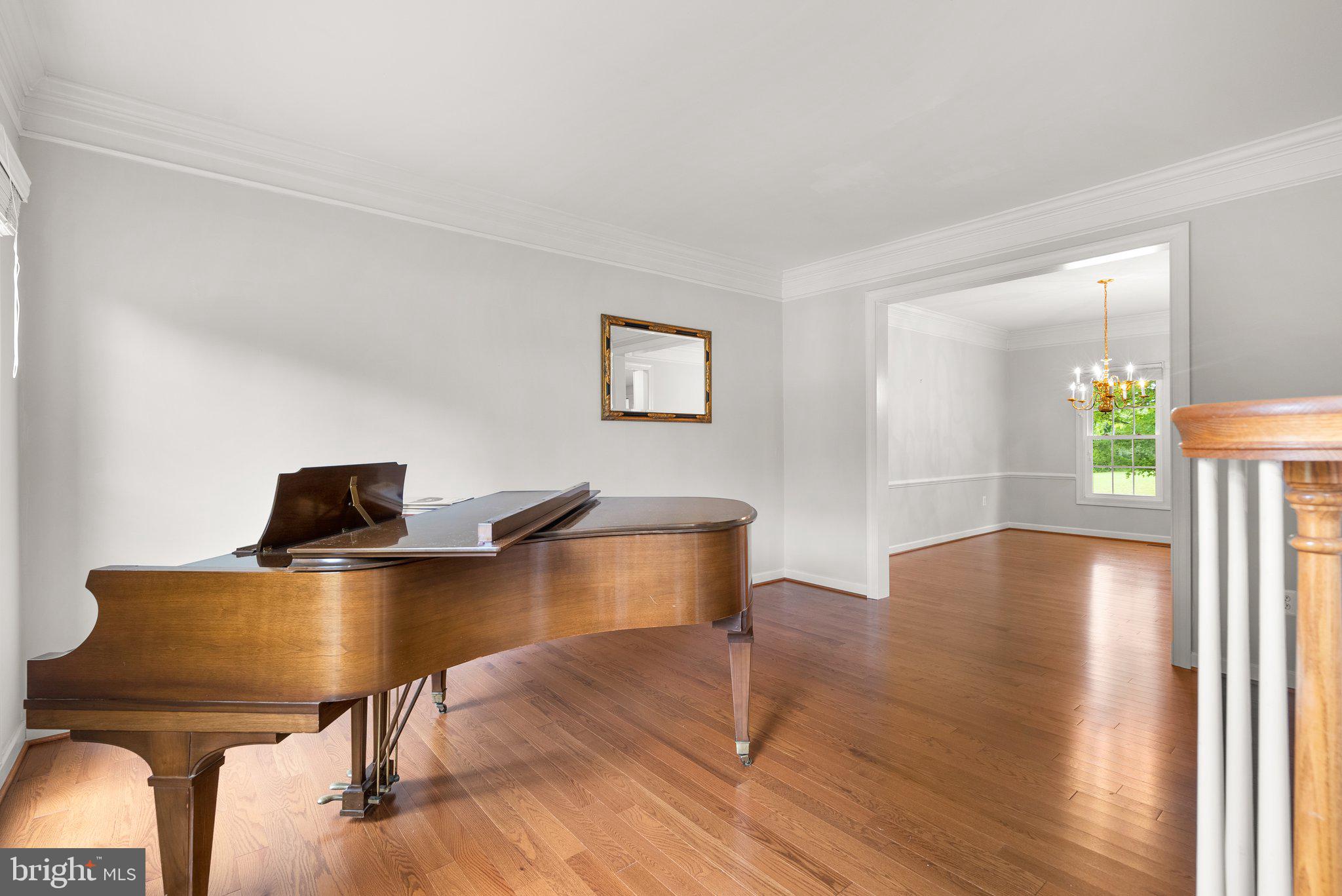 LLEWELLYN FIELDS - Residential