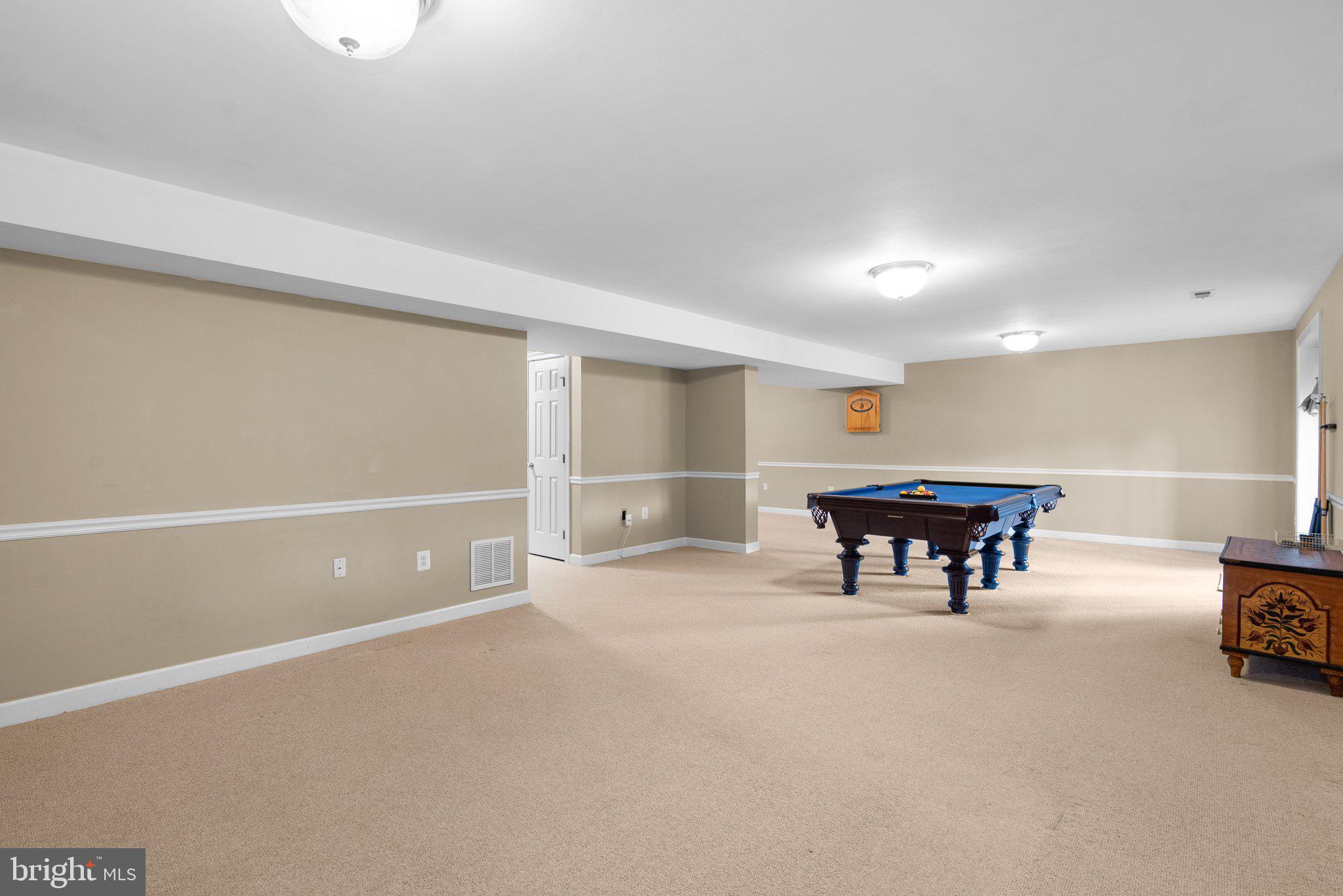 LLEWELLYN FIELDS - Residential