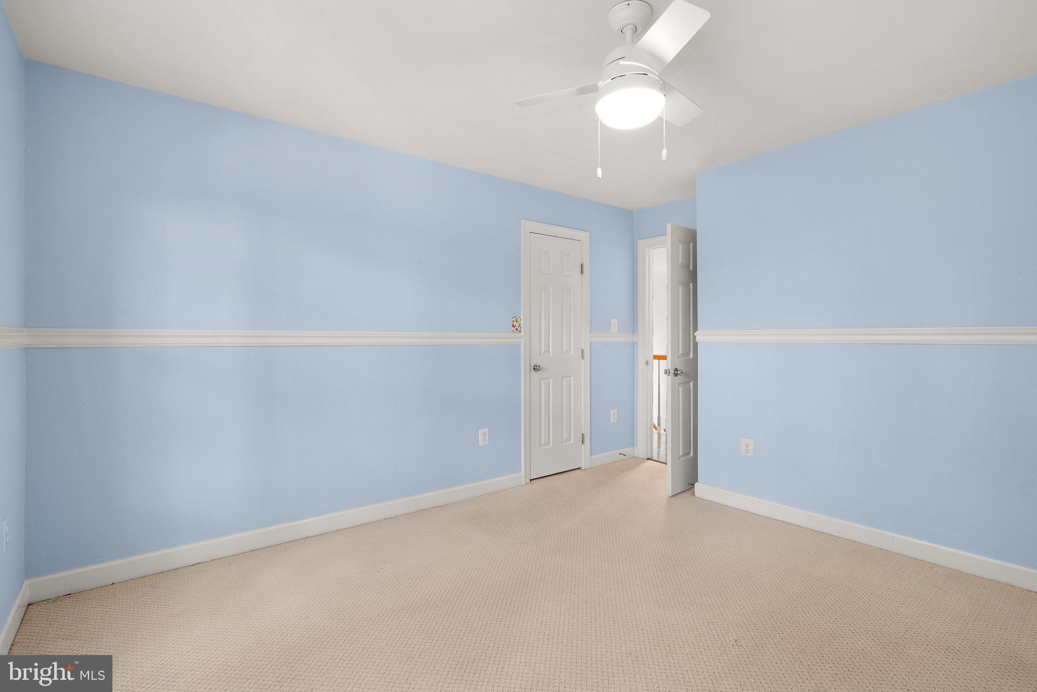 LLEWELLYN FIELDS - Residential