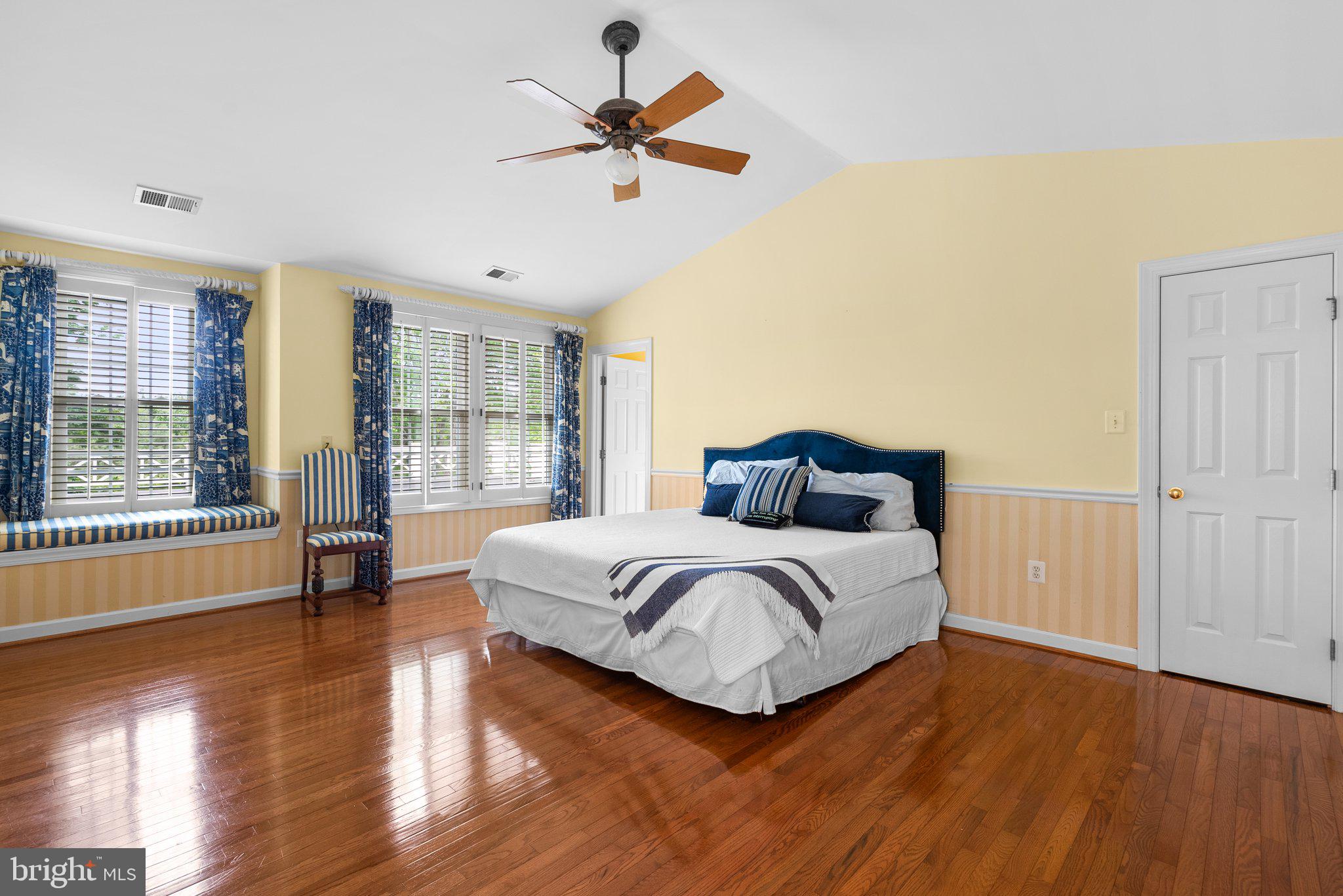 LLEWELLYN FIELDS - Residential