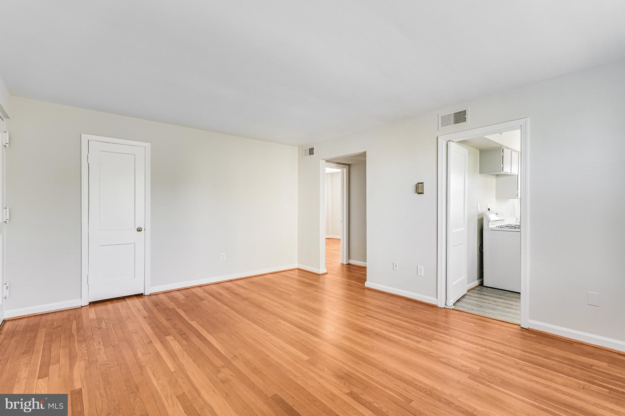 ROSSLYN HEIGHTS - Residential