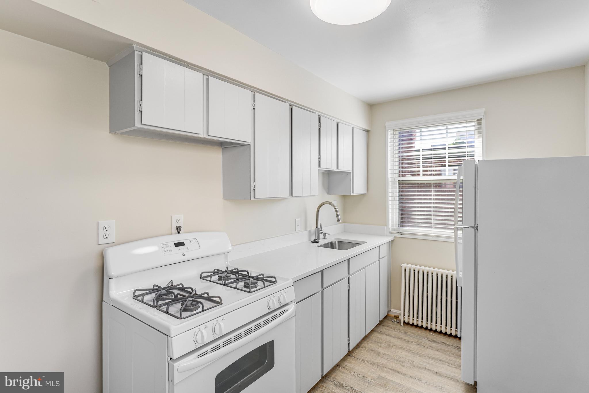 ROSSLYN HEIGHTS - Residential