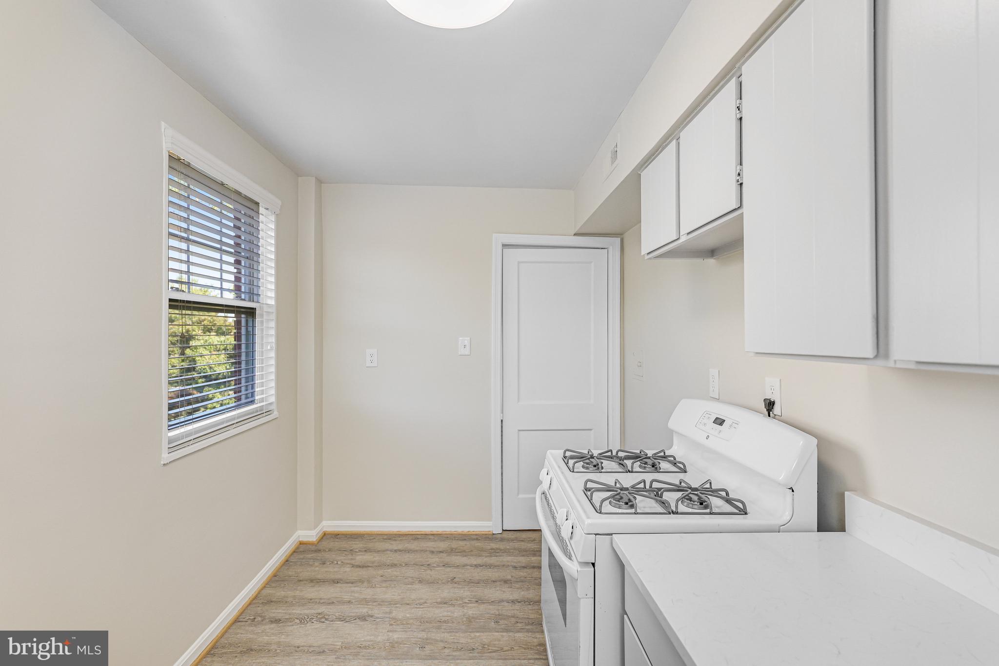 ROSSLYN HEIGHTS - Residential