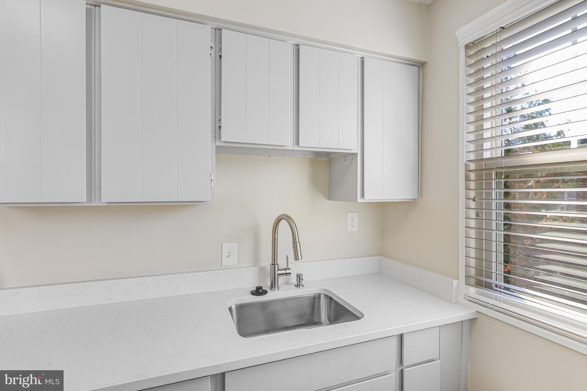 ROSSLYN HEIGHTS - Residential