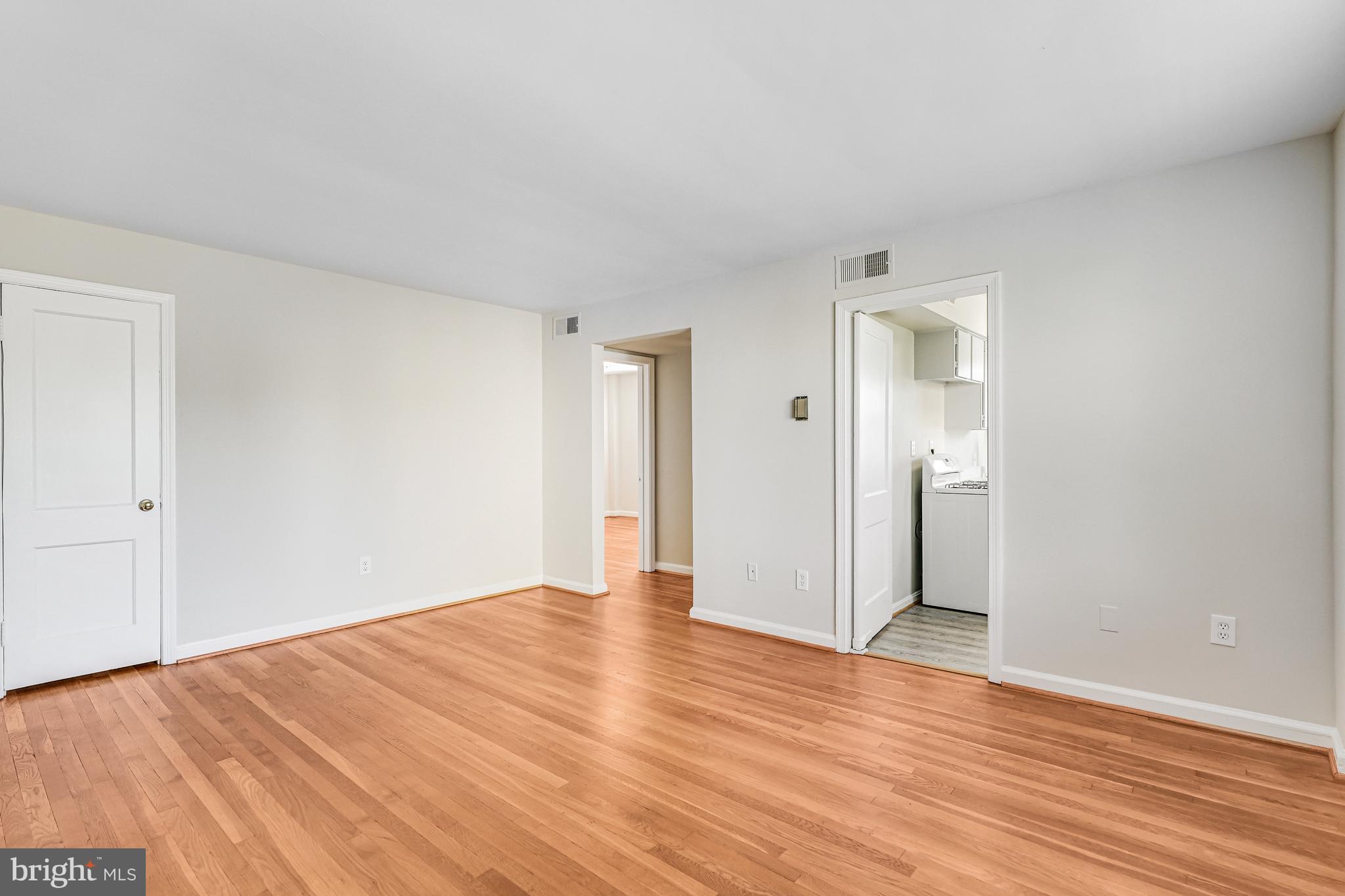 ROSSLYN HEIGHTS - Residential