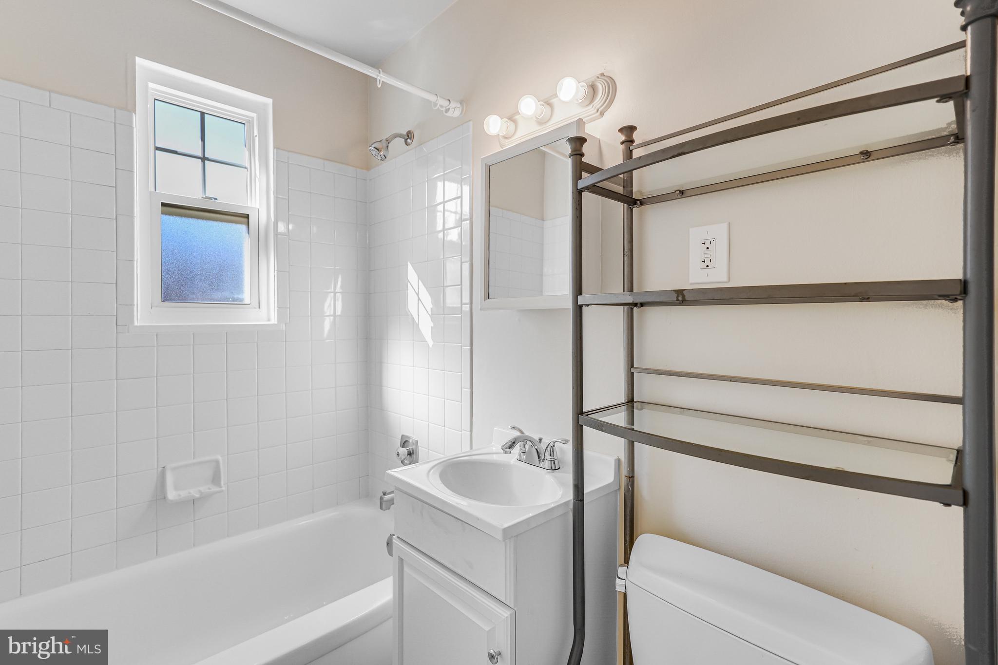 ROSSLYN HEIGHTS - Residential