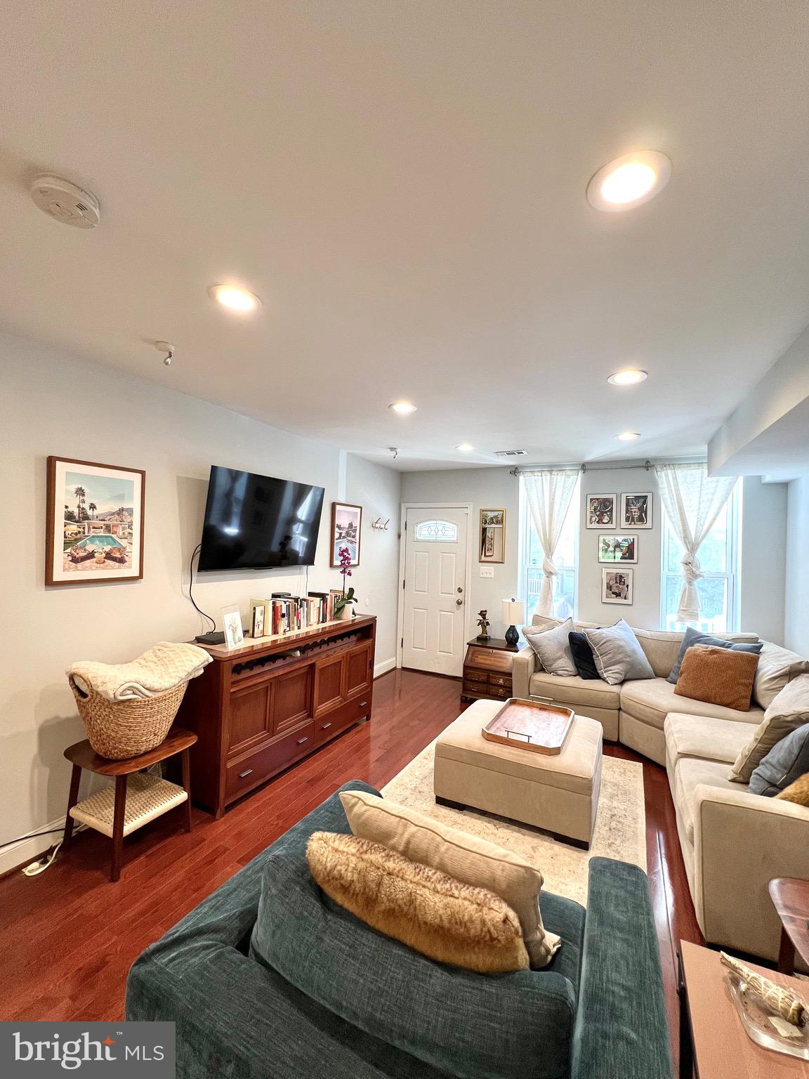 HAMPDEN HISTORIC DISTRICT - Residential Lease