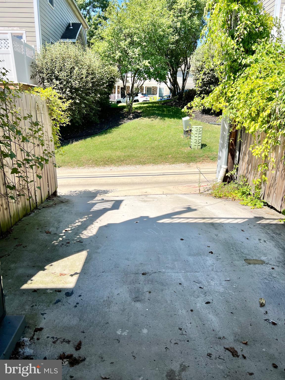 HAMPDEN HISTORIC DISTRICT - Residential Lease