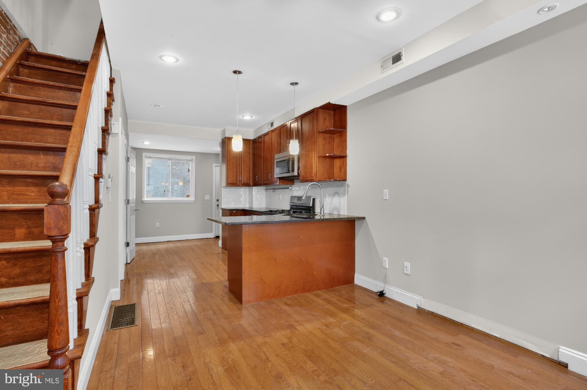 1304 S FAIRHILL STREET