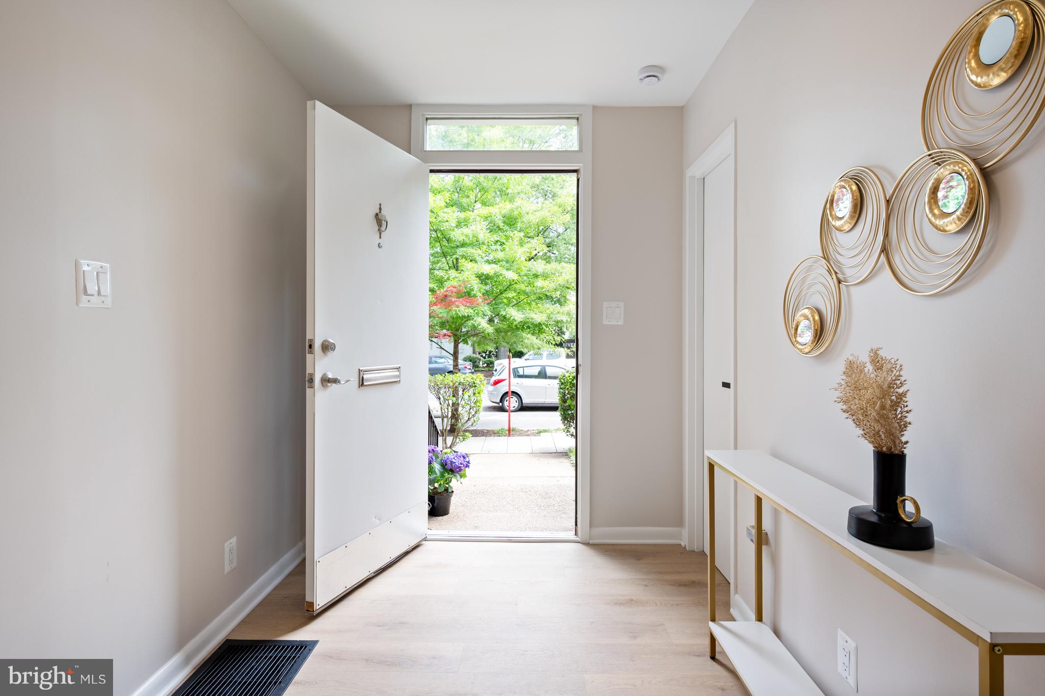 1309 4TH STREET SW