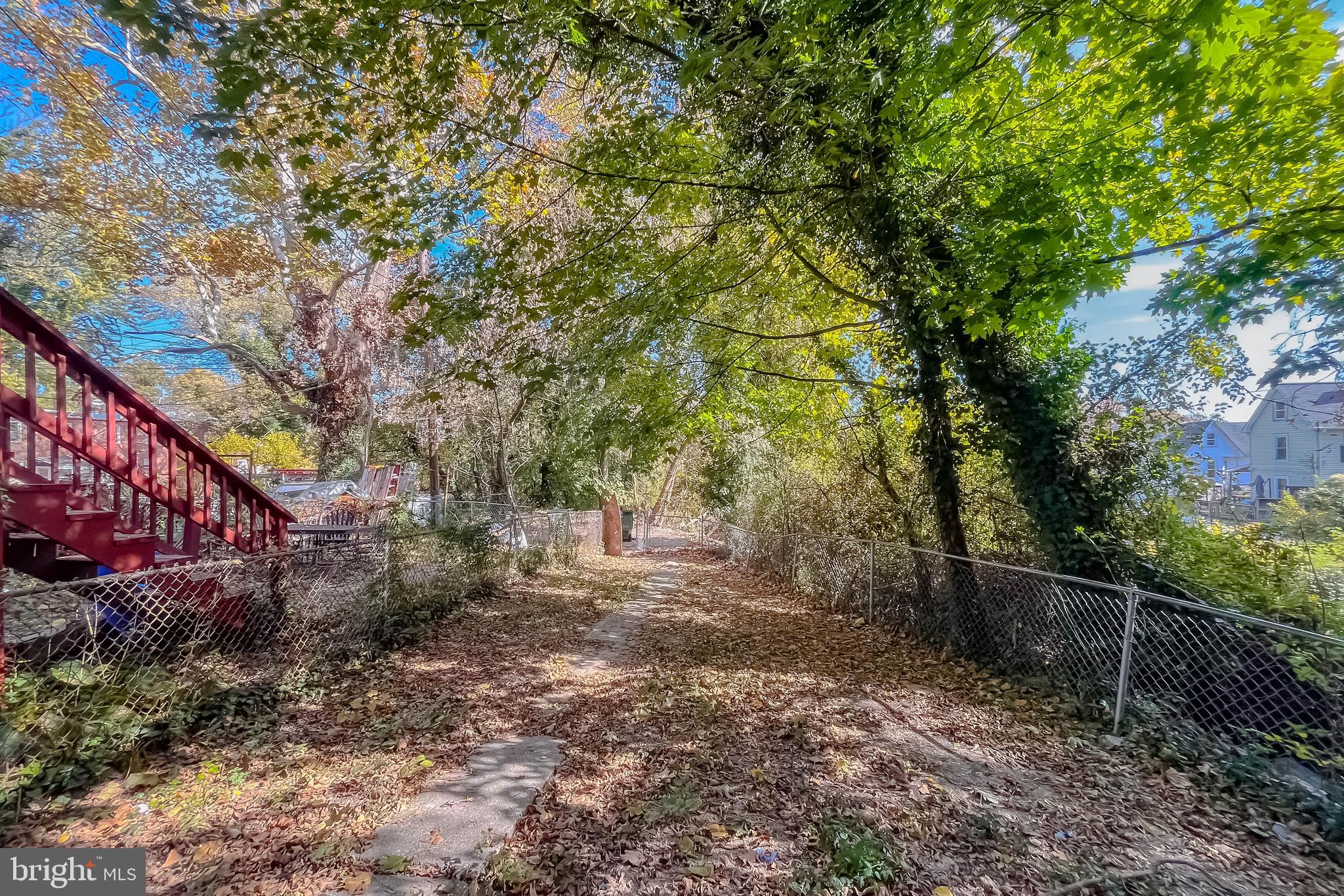 WINSTON GOVANS - Residential