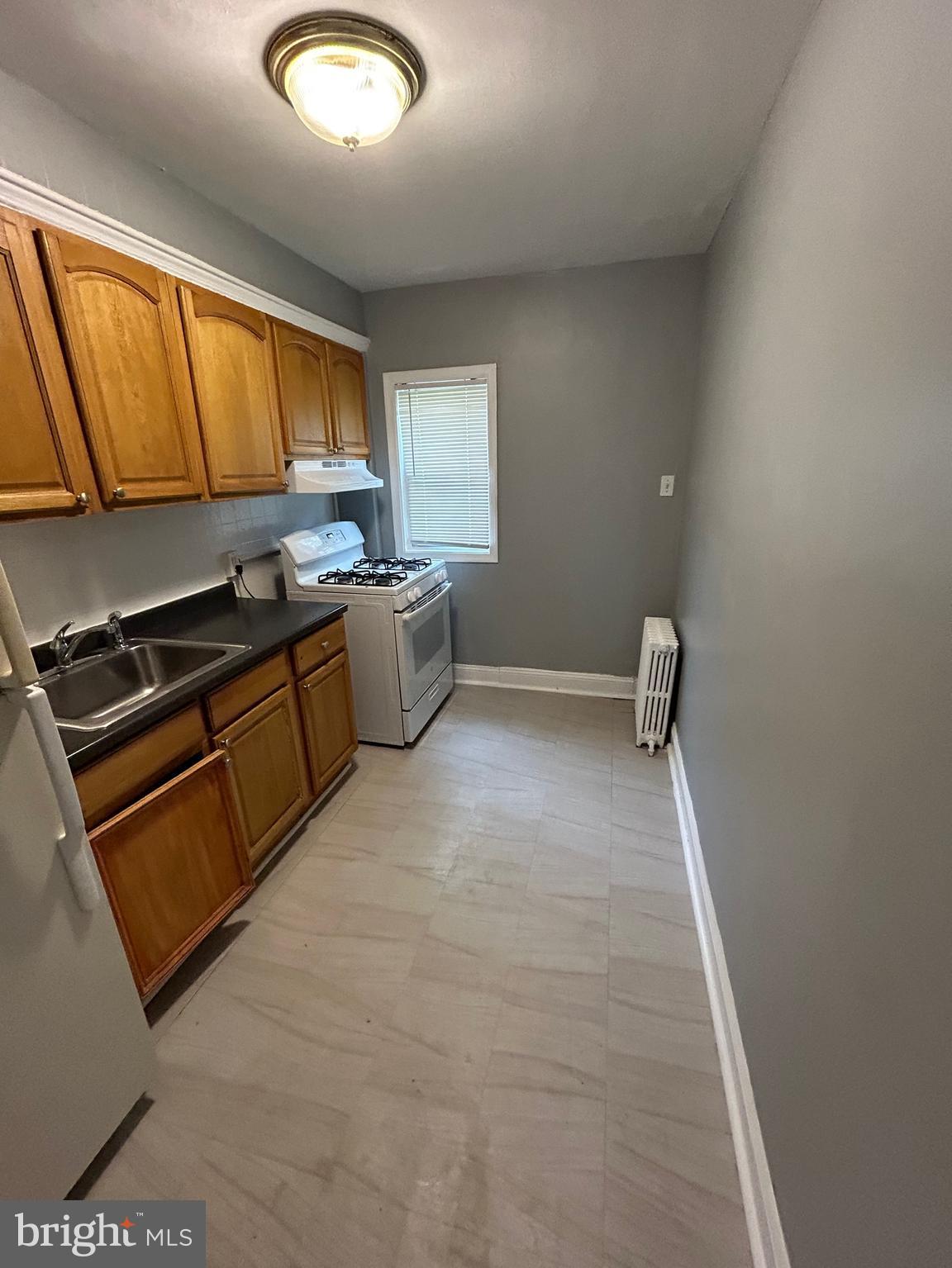 WINSTON GOVANS - Residential