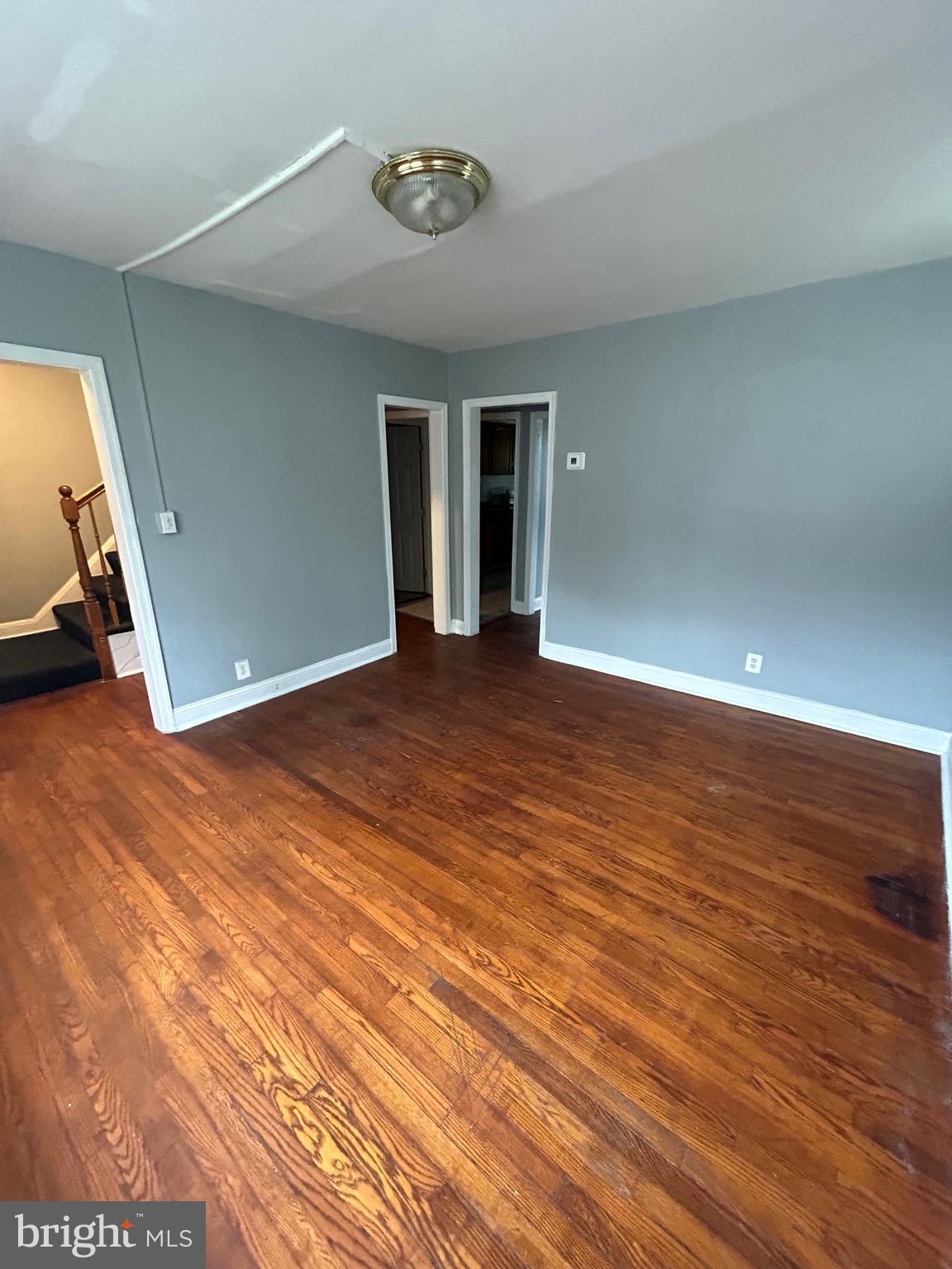 WINSTON GOVANS - Residential