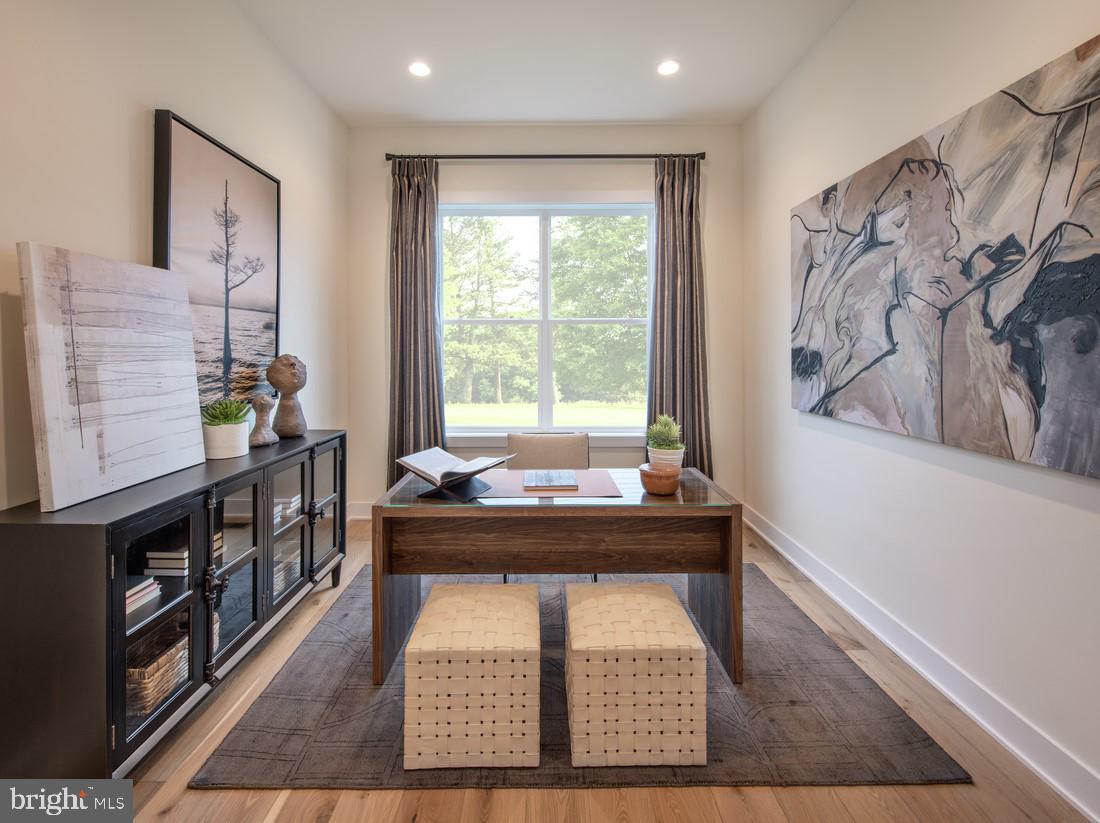 REGENCY AT WATERSIDE - Residential