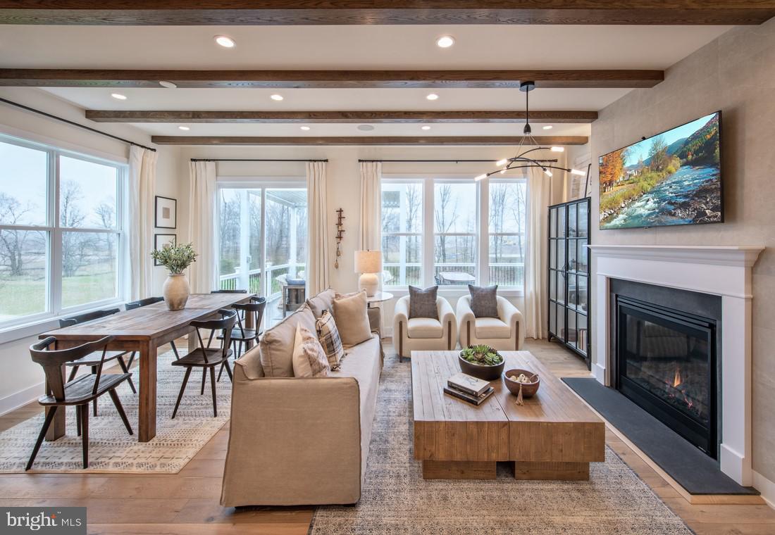 REGENCY AT WATERSIDE - Residential