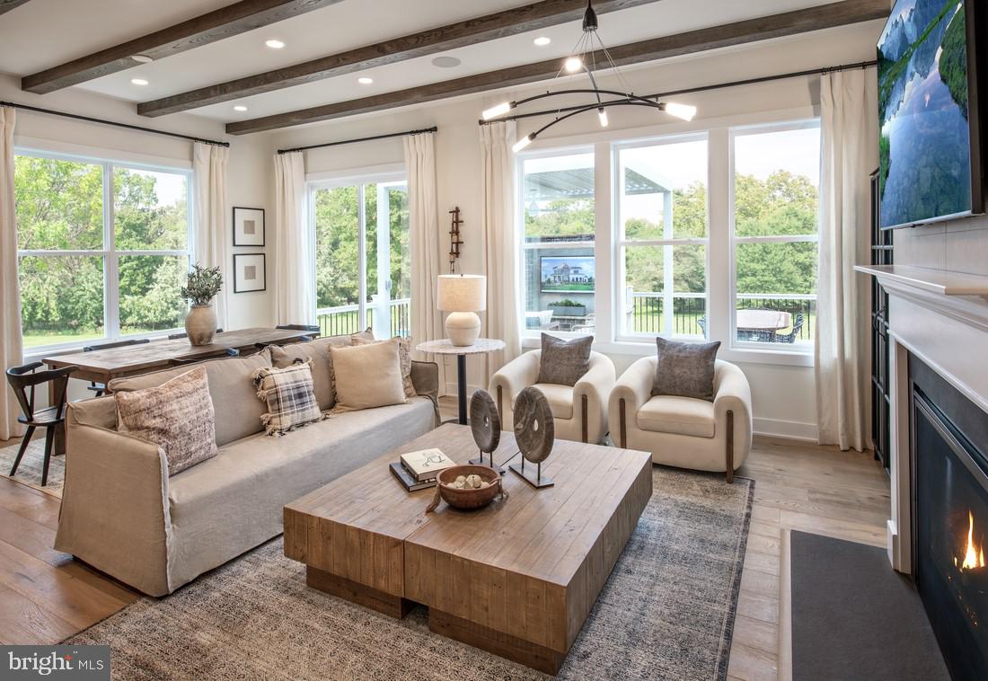 REGENCY AT WATERSIDE - Residential