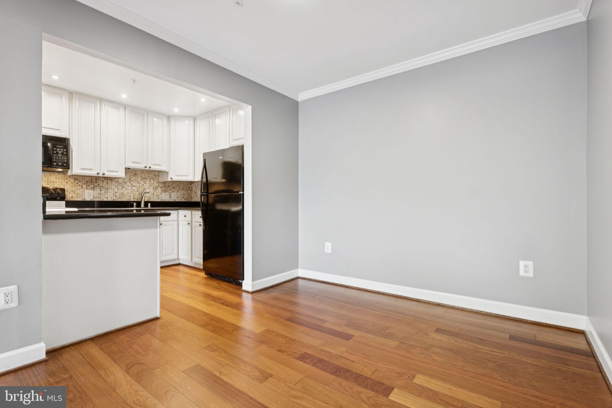 7802 GUILDBERRY COURT 7802-3