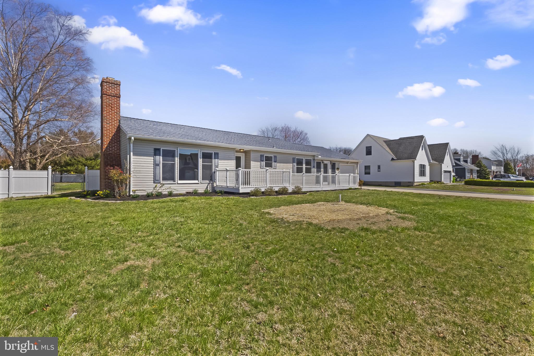 1713 BAYSIDE DRIVE