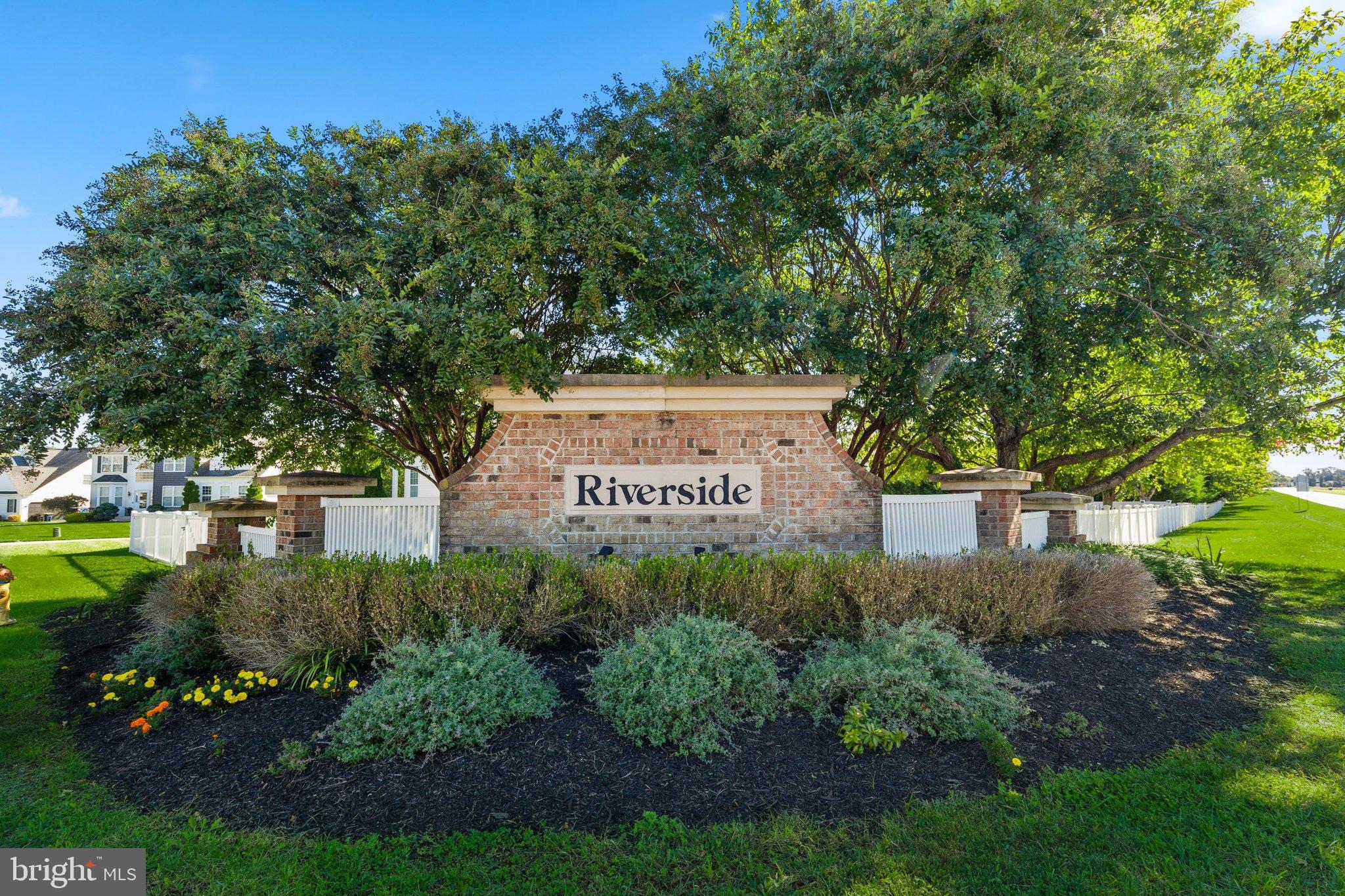 274 SEDGEWICK DRIVE