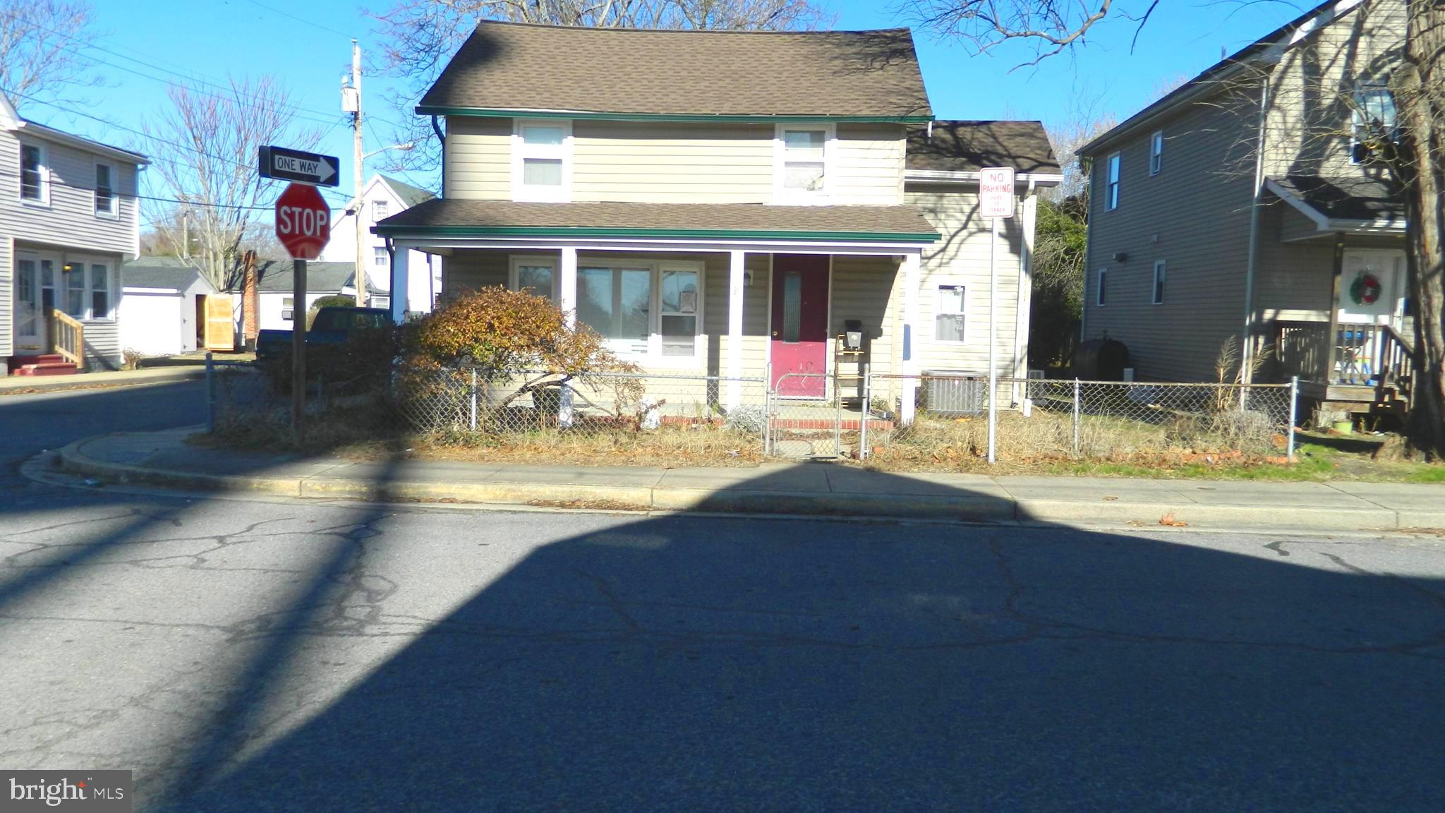 501 LINCOLN STREET