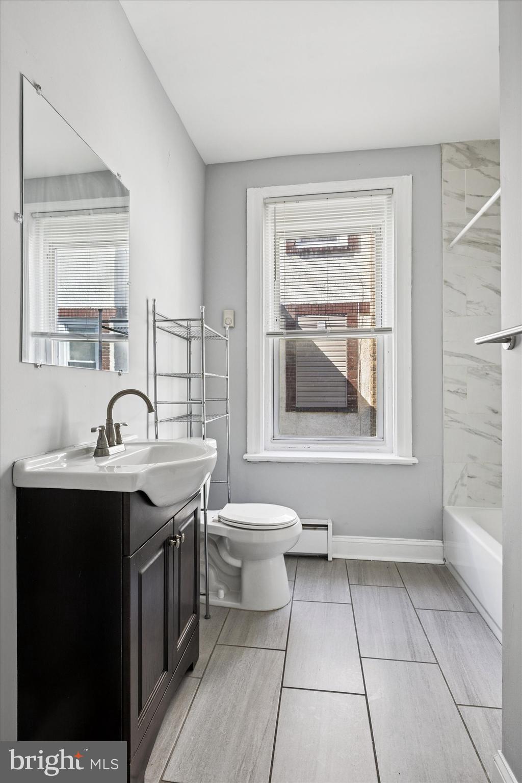 OVERBROOK - Residential Lease