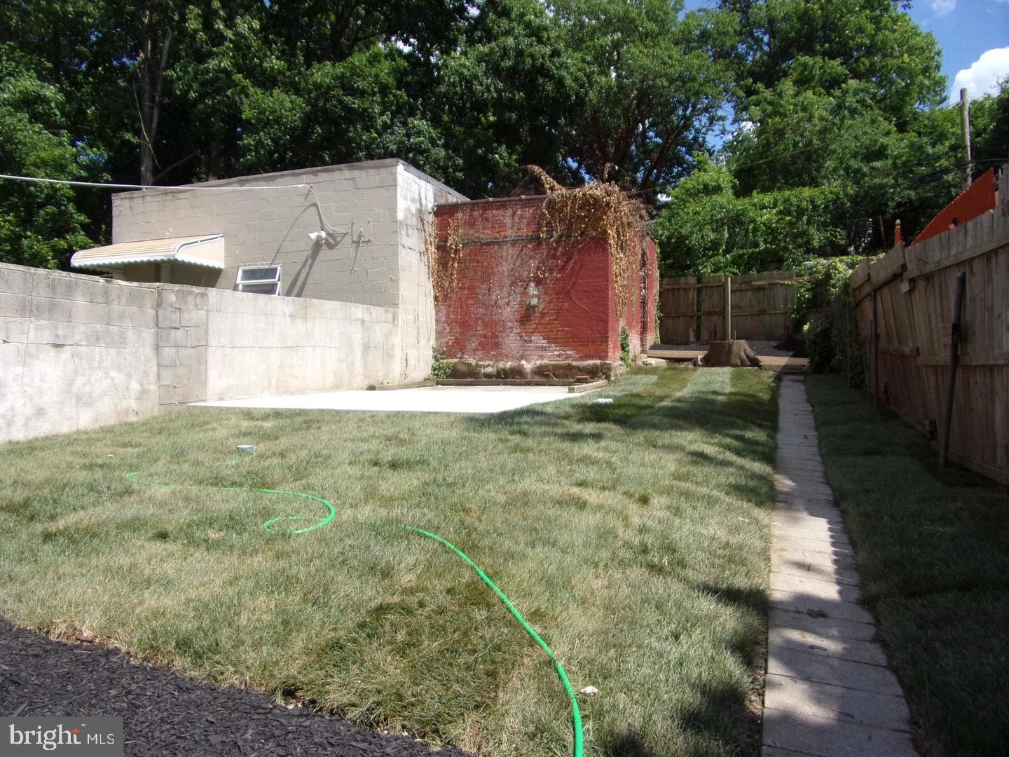 OVERBROOK - Residential Lease