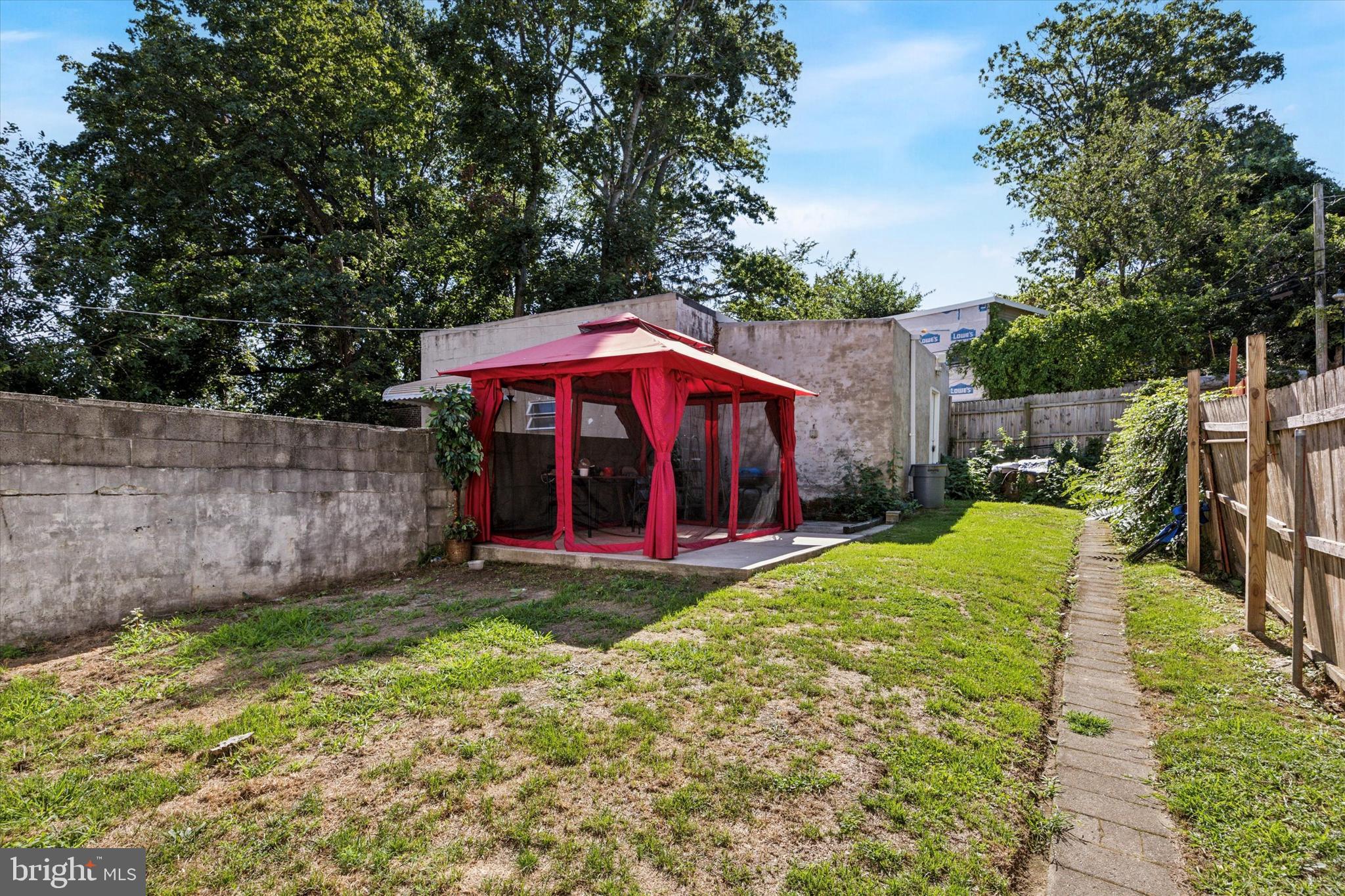 OVERBROOK - Residential Lease