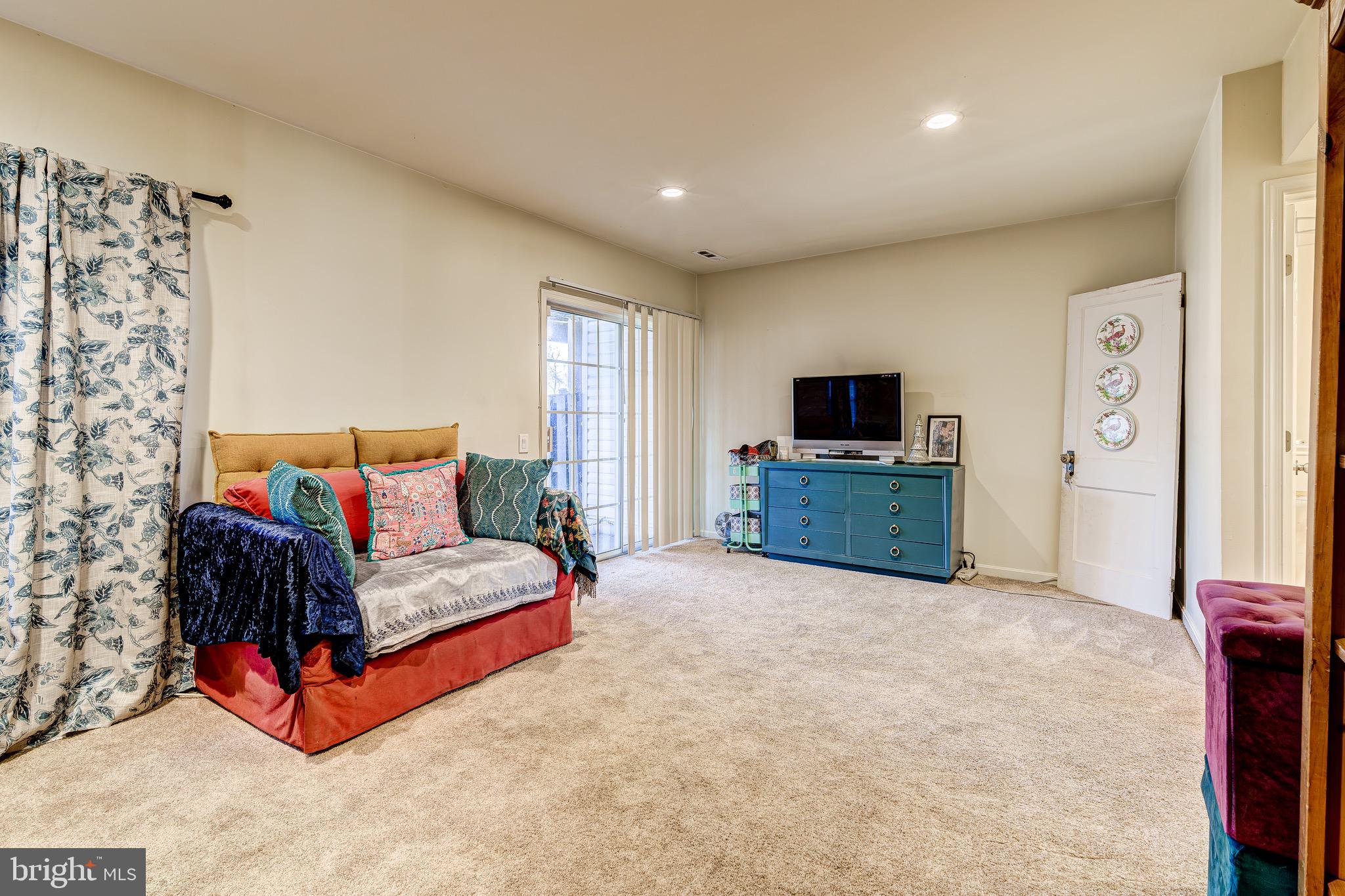 RIDGELEIGH - Residential