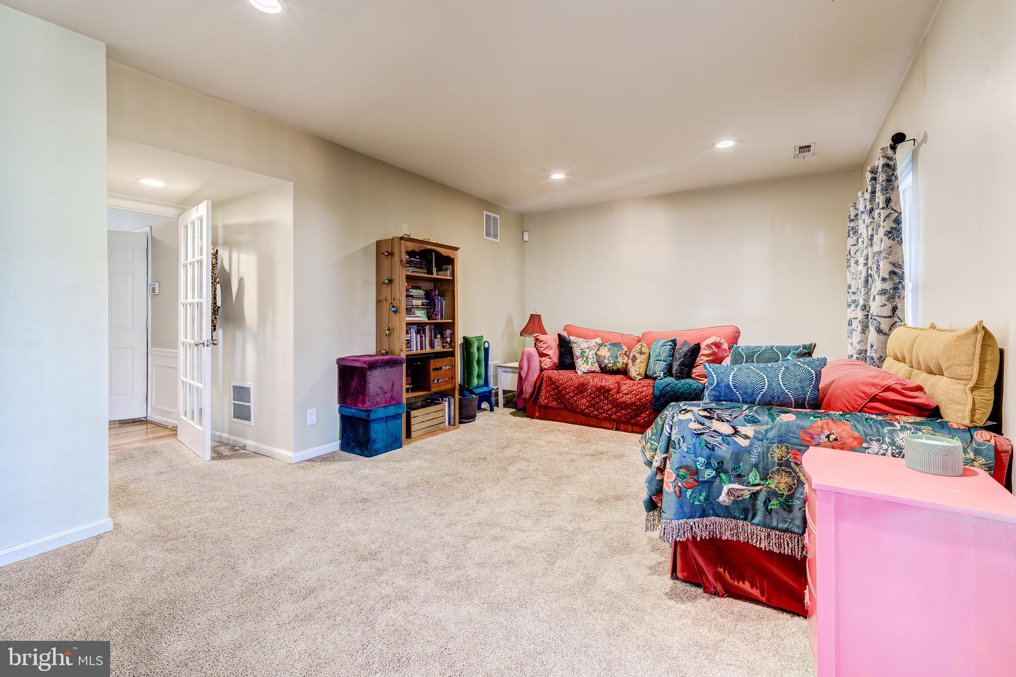 RIDGELEIGH - Residential