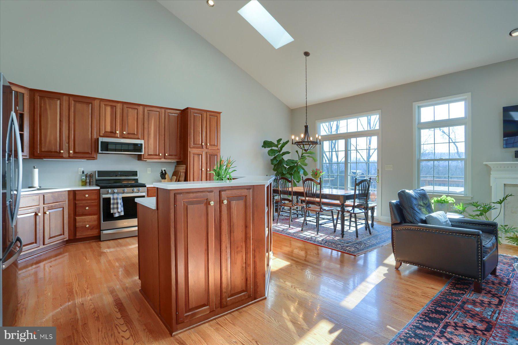 OLDE ORCHARD HILL - Residential