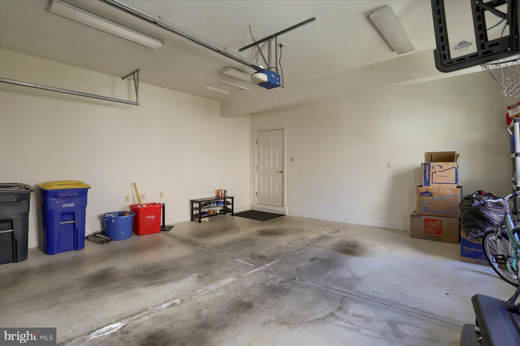 OLDE ORCHARD HILL - Residential