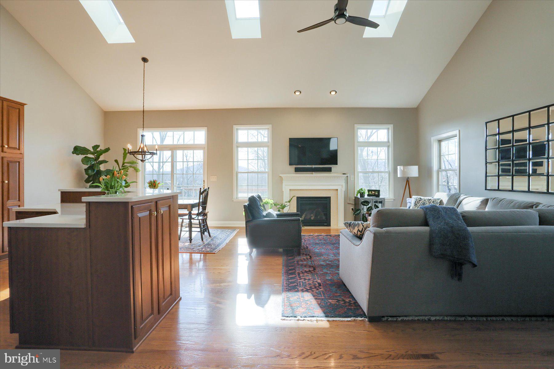 OLDE ORCHARD HILL - Residential