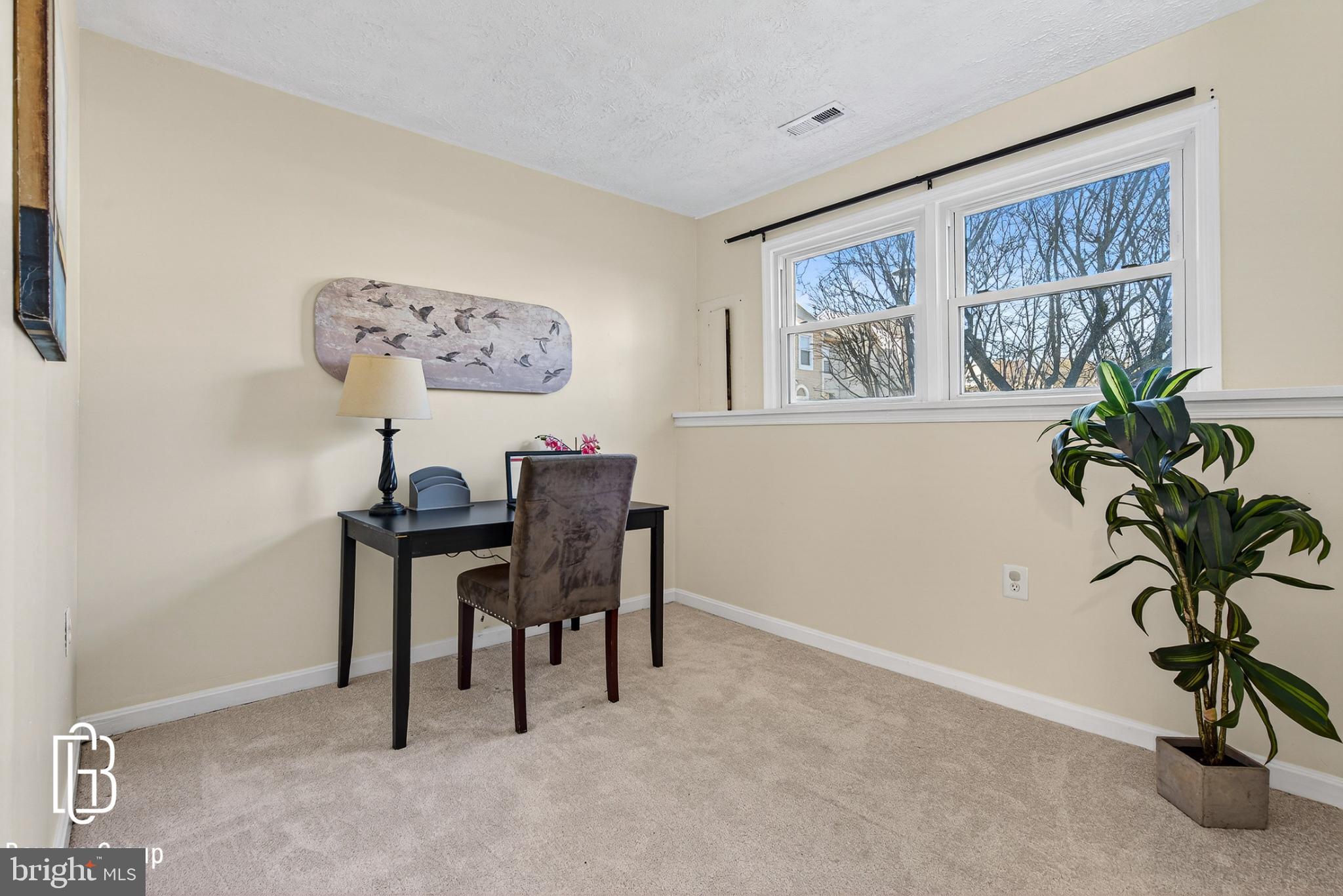 VALLEY STREAM ESTATES - Residential