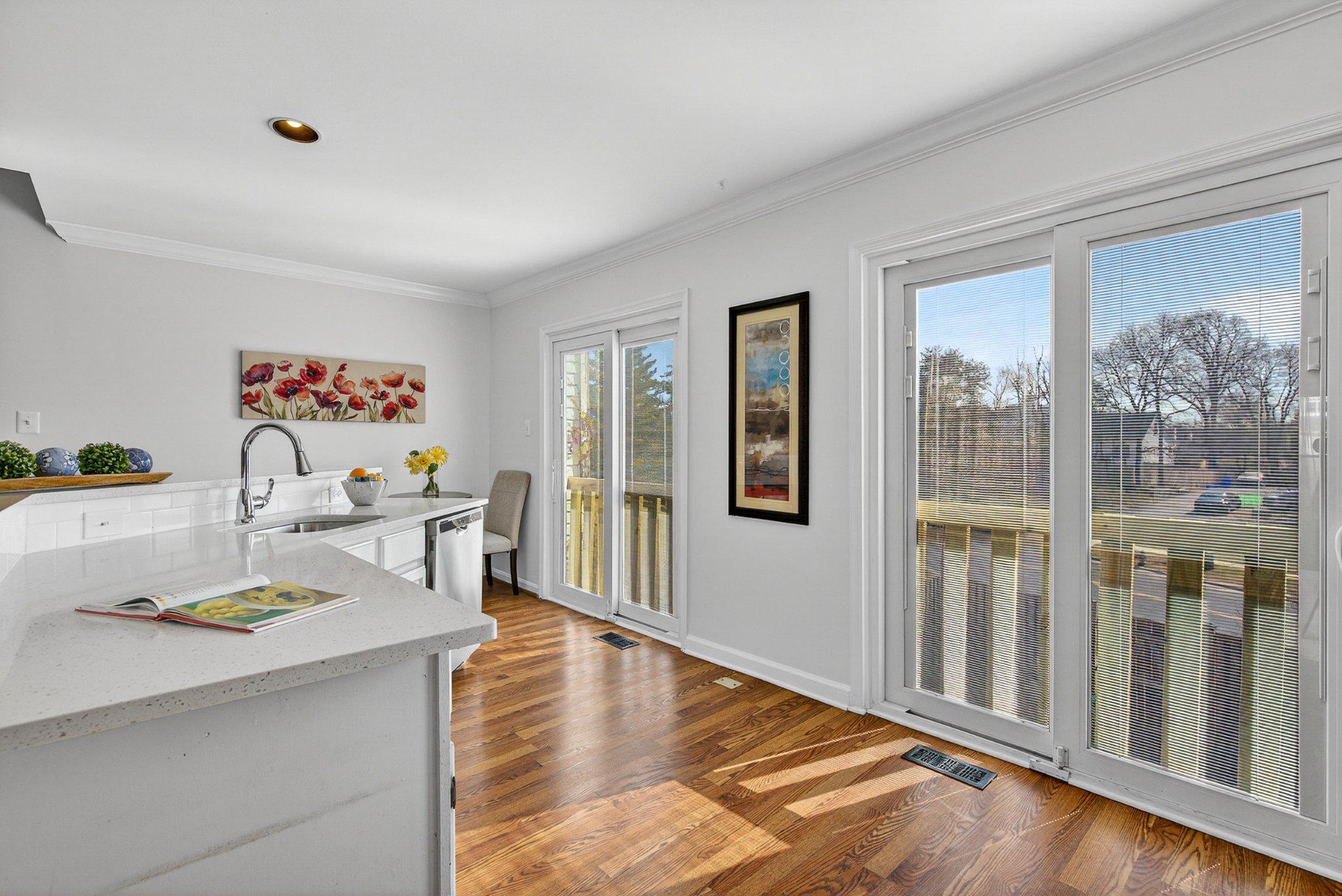 VALLEY STREAM ESTATES - Residential