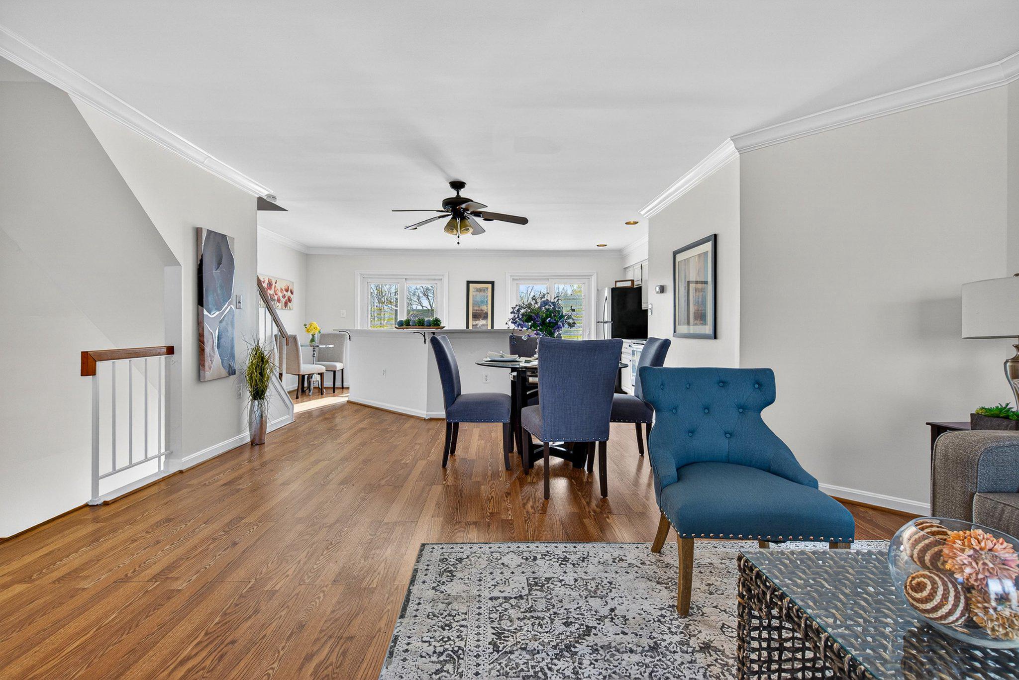 VALLEY STREAM ESTATES - Residential