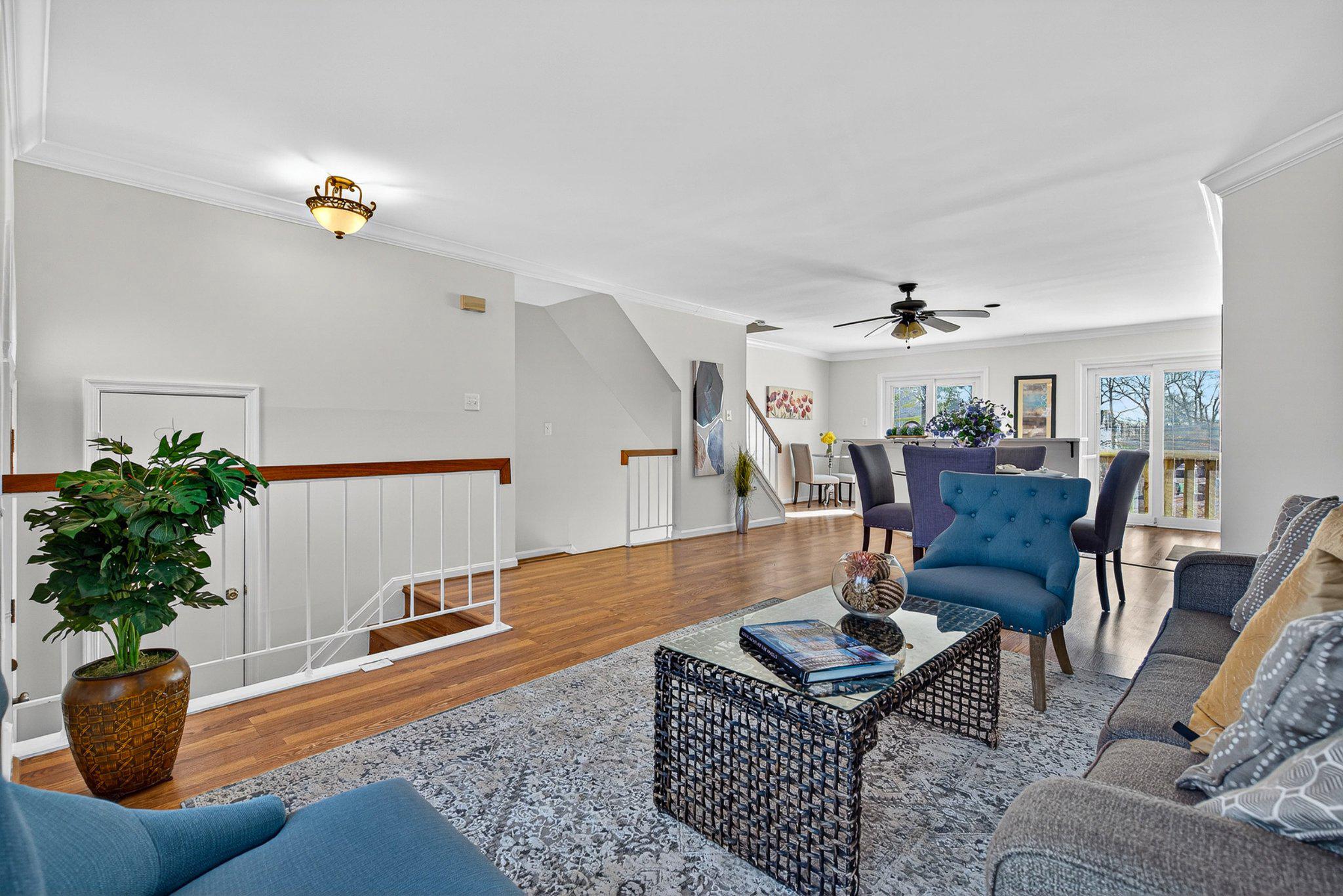 VALLEY STREAM ESTATES - Residential