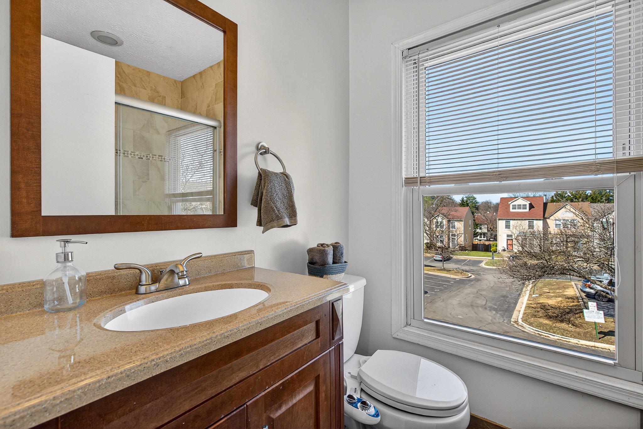 VALLEY STREAM ESTATES - Residential