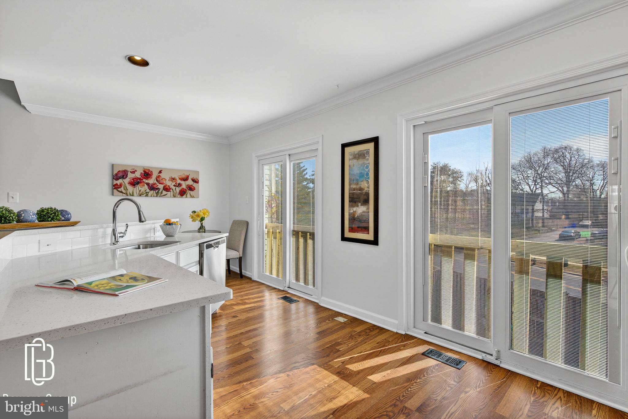 VALLEY STREAM ESTATES - Residential