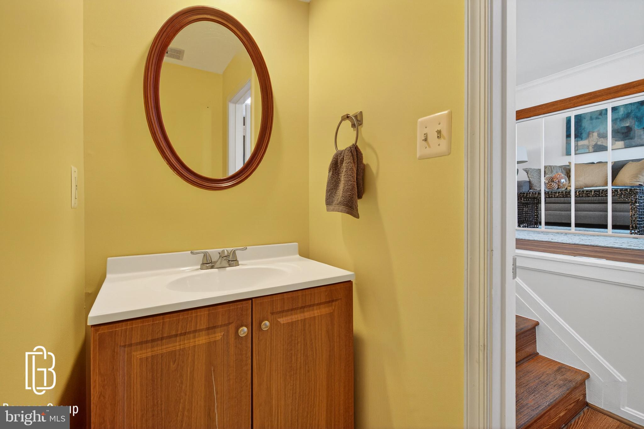 VALLEY STREAM ESTATES - Residential