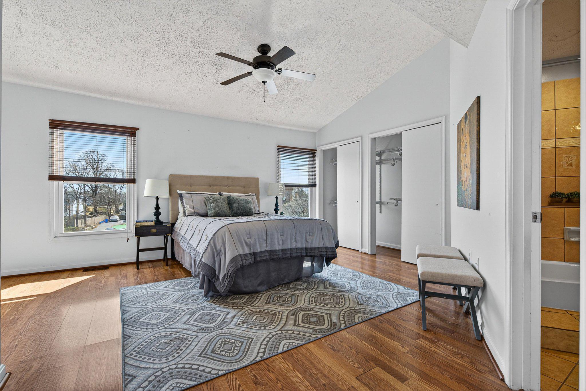 VALLEY STREAM ESTATES - Residential