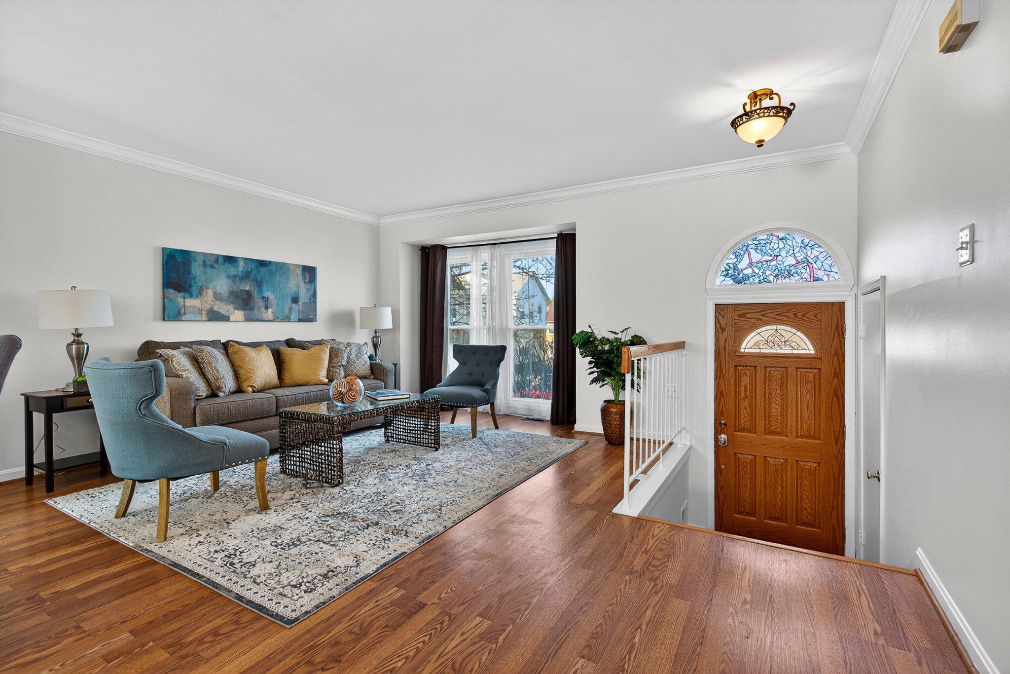 VALLEY STREAM ESTATES - Residential