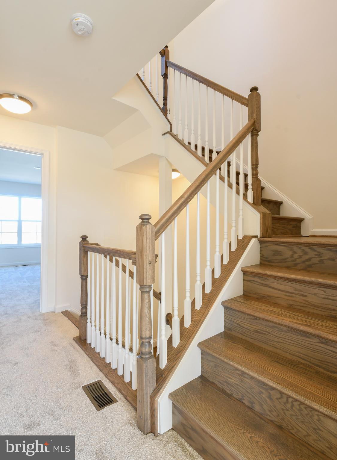 ROSELAND TOWNHOMES - Residential Lease