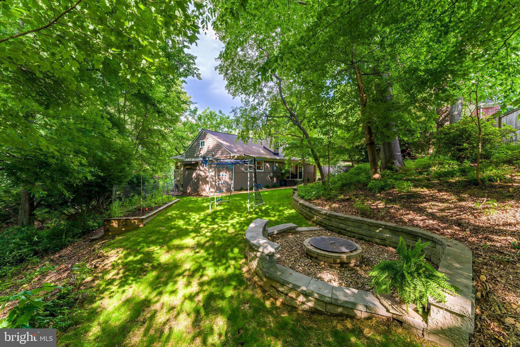 WOODMOOR - Residential