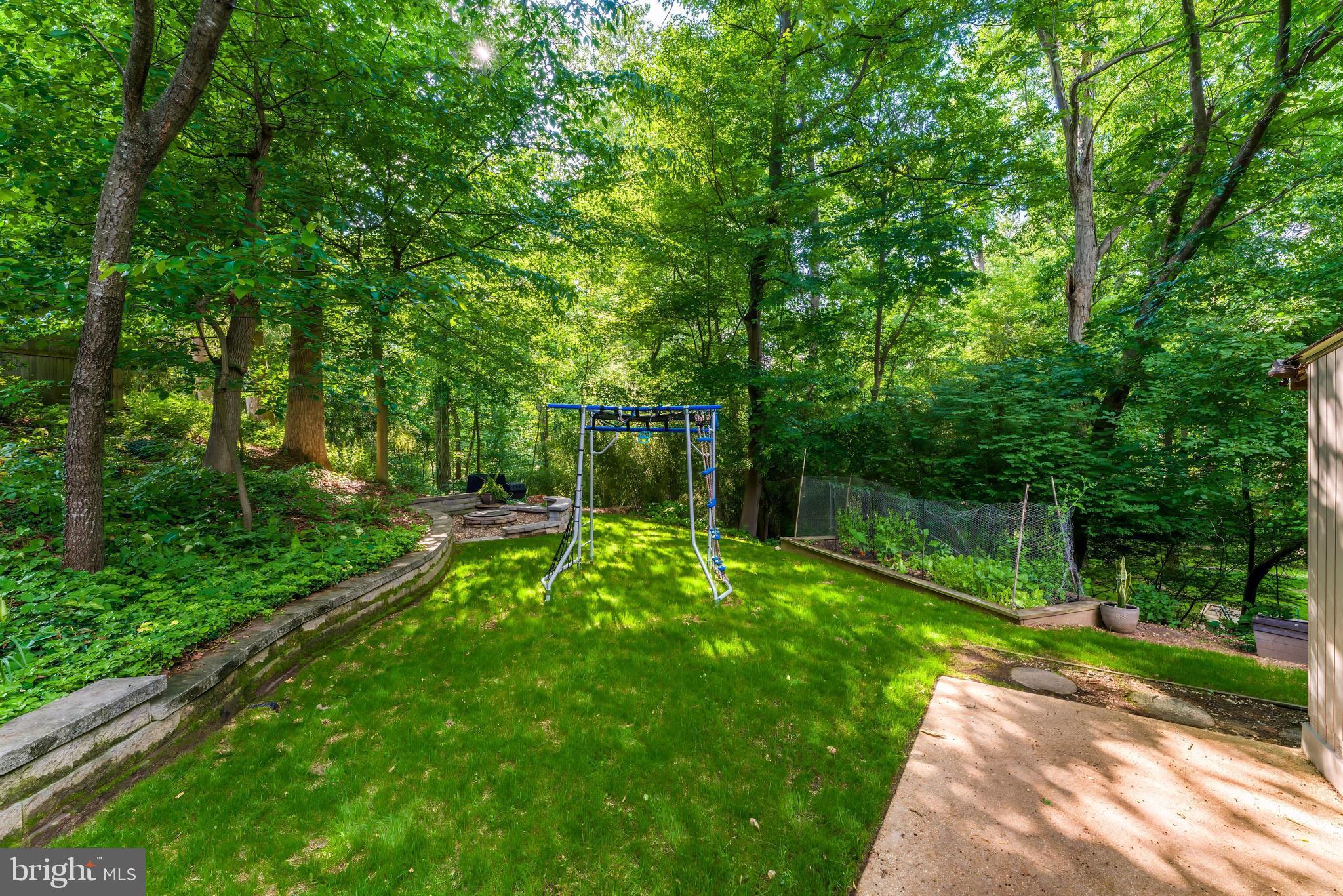 WOODMOOR - Residential