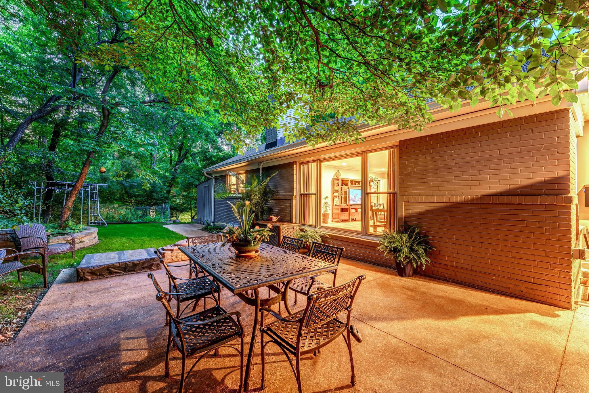 WOODMOOR - Residential