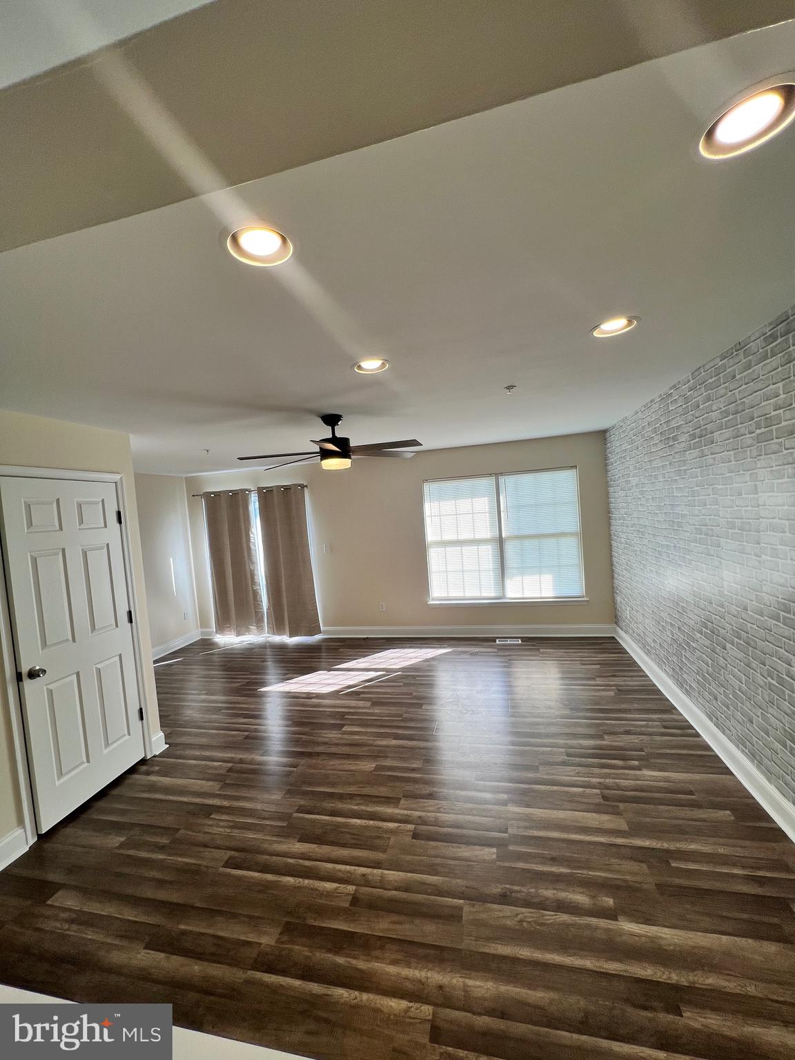 KINGS GRANT - Residential Lease