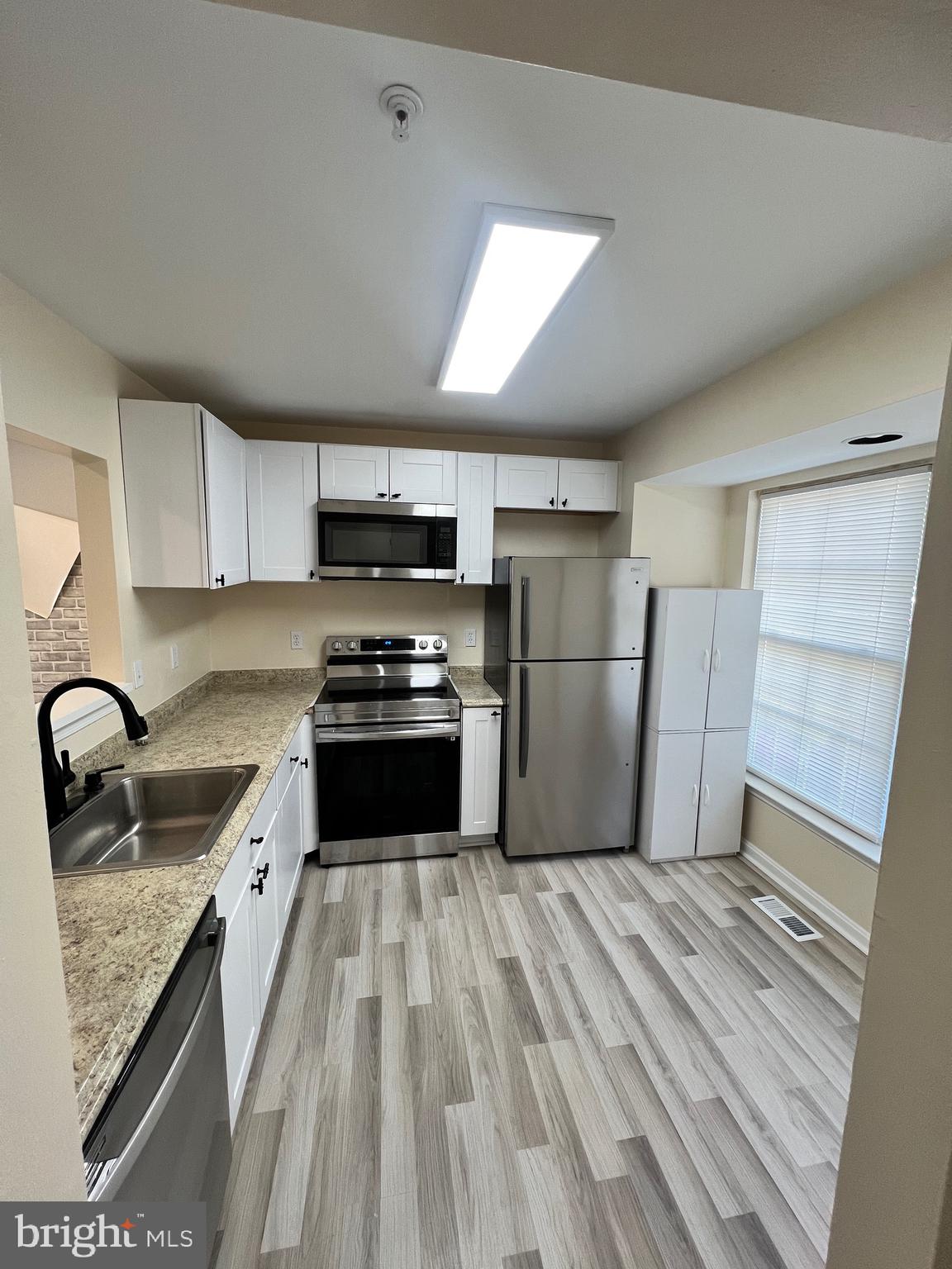 KINGS GRANT - Residential Lease