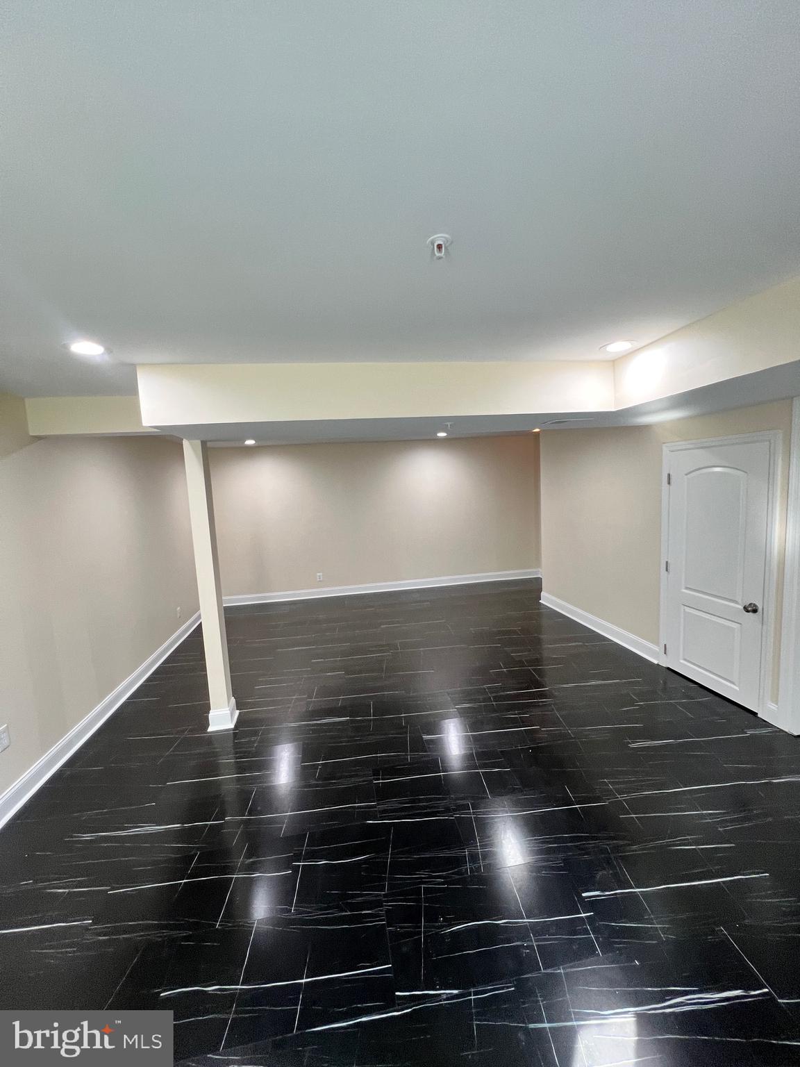 KINGS GRANT - Residential Lease