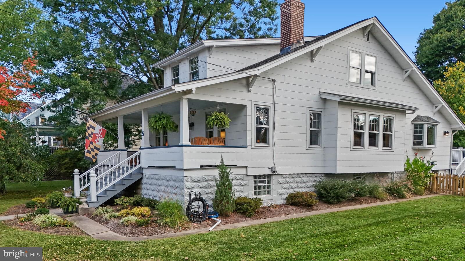 5 FOREST DRIVE